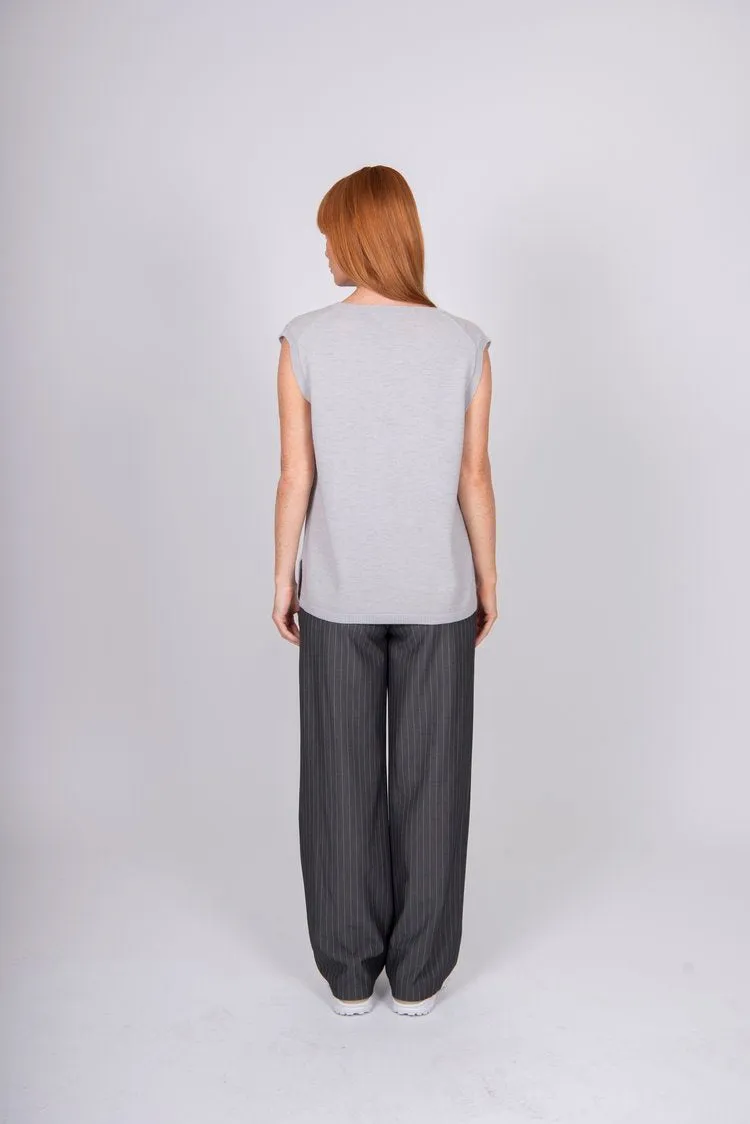 BRIDGE & LORD - V-Neck Vest - Silver