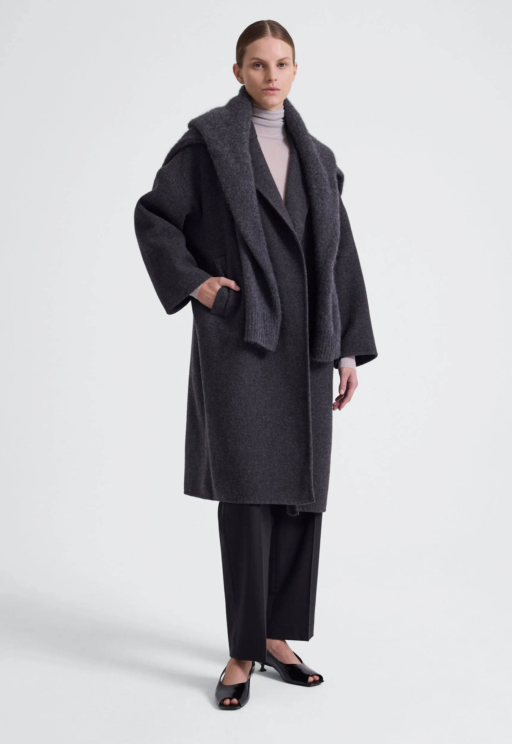 Mega Wool Coat - Char