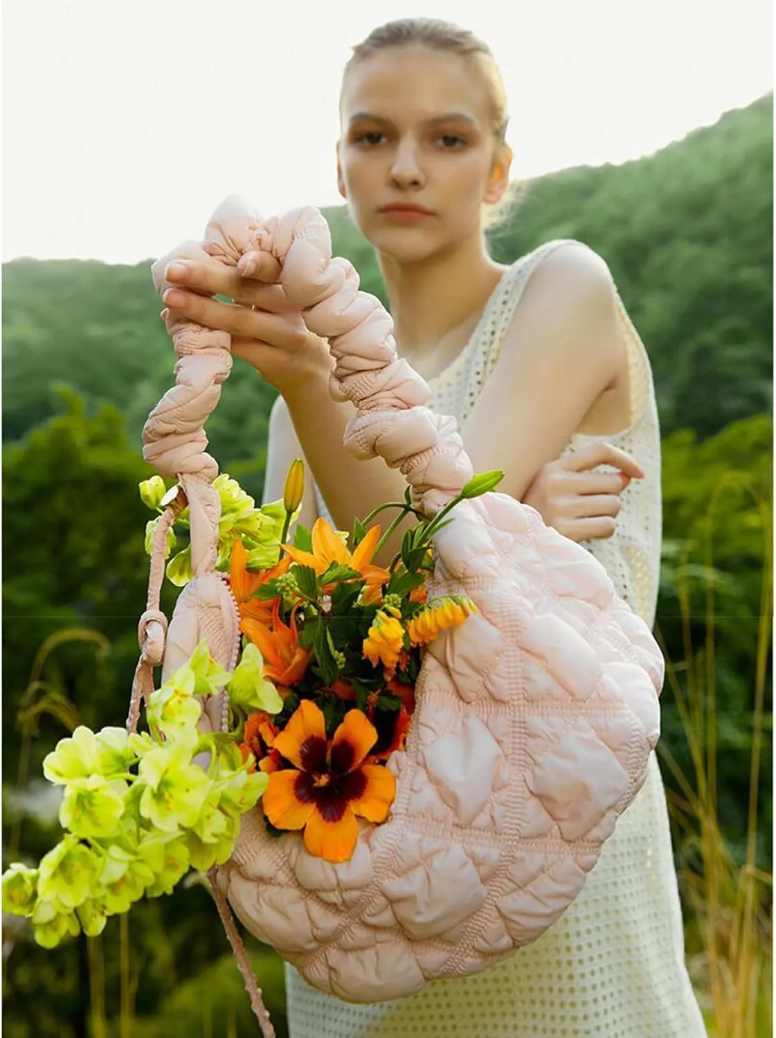 Quilted Small Bag,Adjustable Shoulder Strap Puffer Crescent Crossbody Bags Lightweight Hobo Handbag Puff Purse