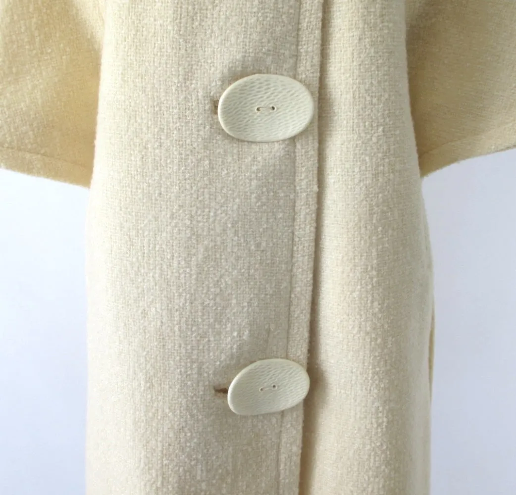 Vintage 60's Cream Big Button Bell Sleeve Mod Coat / Jacket M