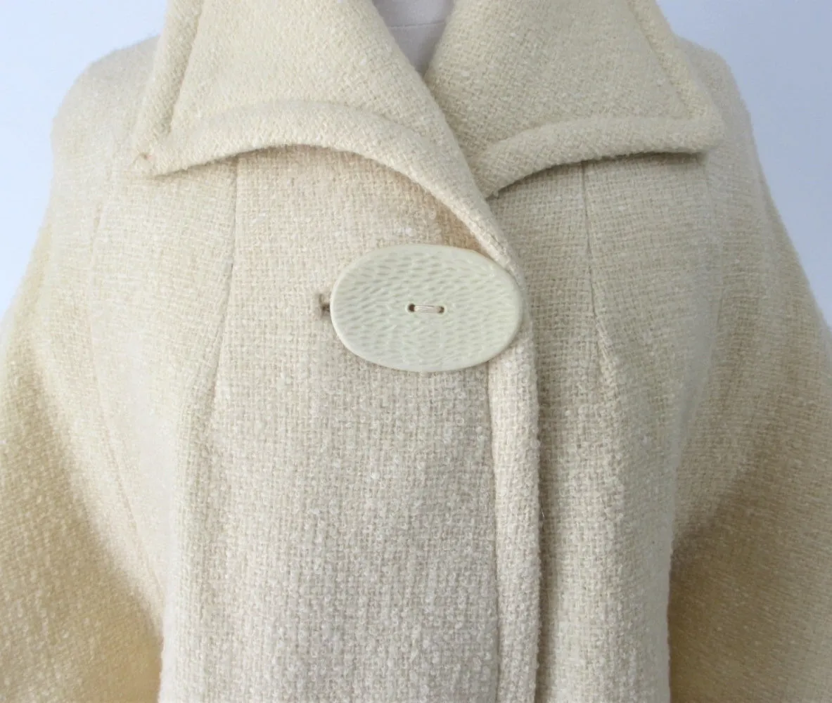 Vintage 60's Cream Big Button Bell Sleeve Mod Coat / Jacket M